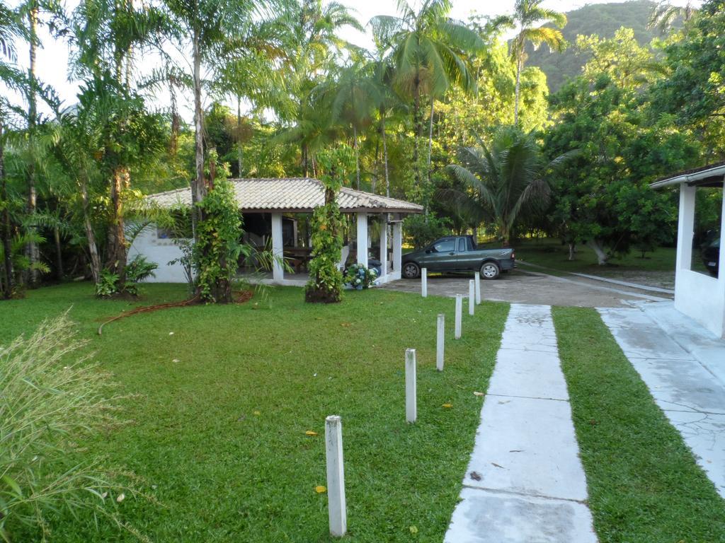 Aptos Familia Com Ar Condicionado Ubatuba Praia Pereque Acu Extérieur photo