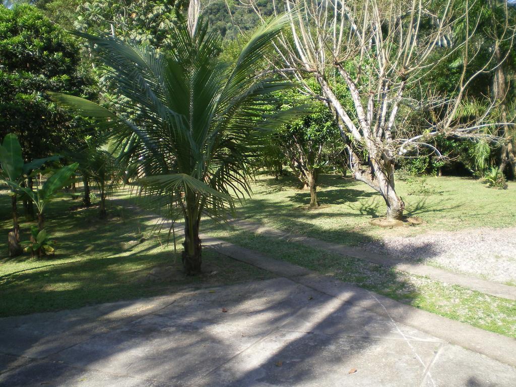 Aptos Familia Com Ar Condicionado Ubatuba Praia Pereque Acu Extérieur photo